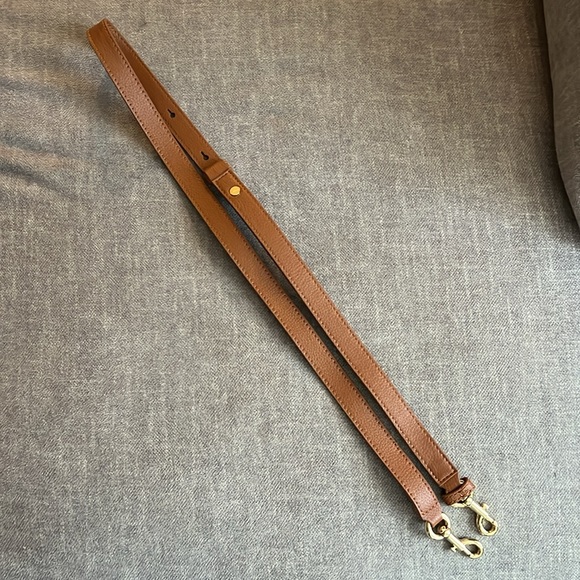 NWOT! Marc Jacobs Brown Pebbled Leather Gold Hardware Adjustable Strap - Picture 2 of 6